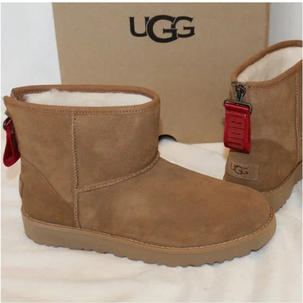 Ugg mini zip up chestnut size 9